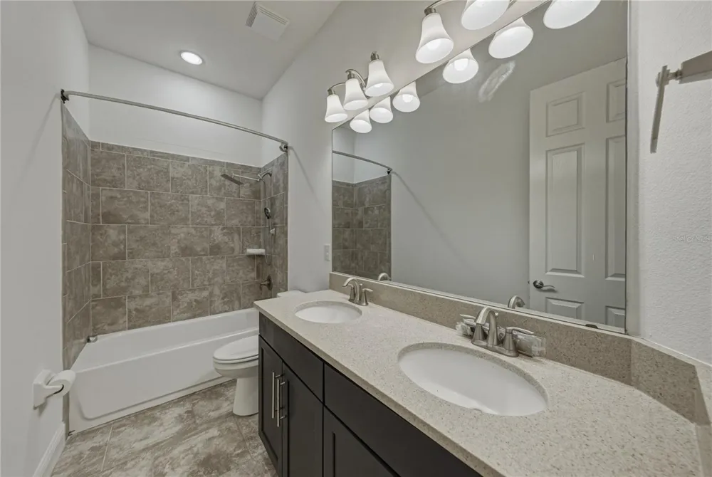 5904 SHELL RIDGE DRIVE Lithia, FL 33547