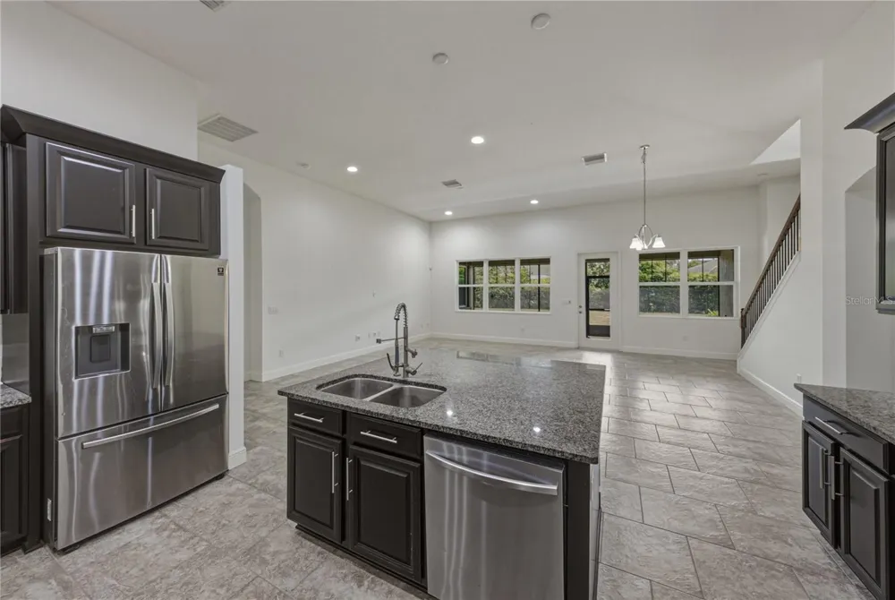 5904 SHELL RIDGE DRIVE Lithia, FL 33547