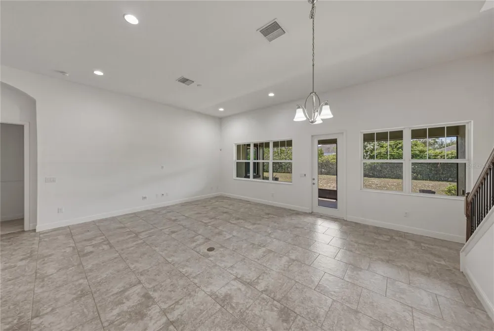 5904 SHELL RIDGE DRIVE Lithia, FL 33547
