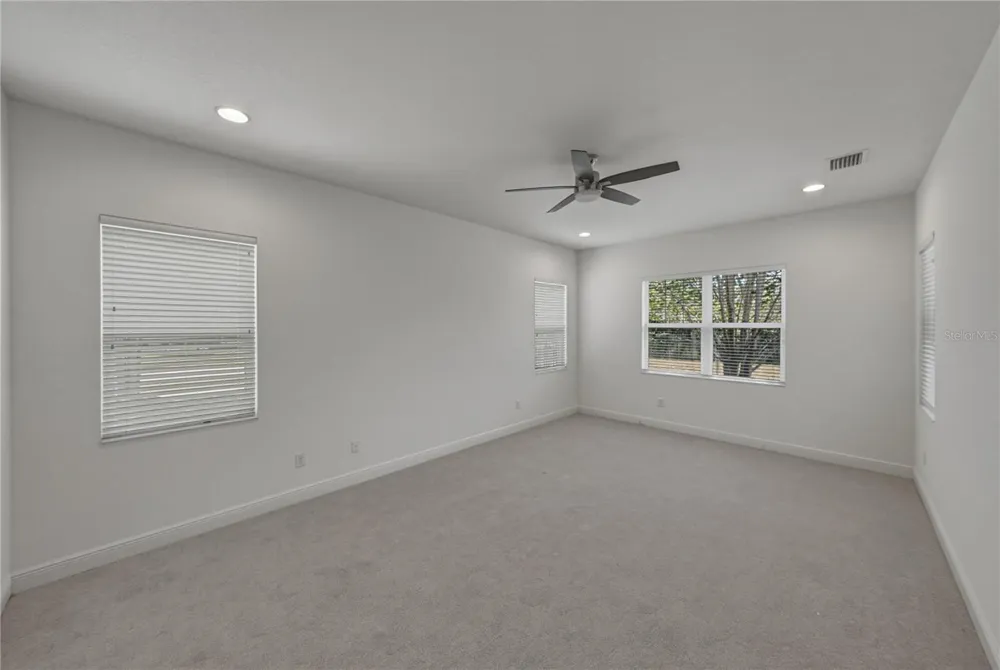 5904 SHELL RIDGE DRIVE Lithia, FL 33547