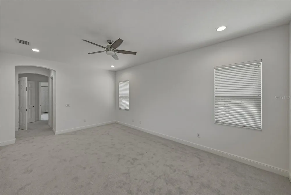 5904 SHELL RIDGE DRIVE Lithia, FL 33547