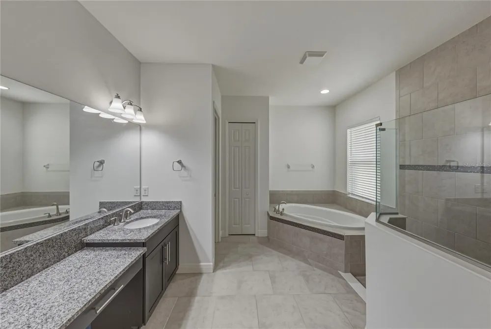 5904 SHELL RIDGE DRIVE Lithia, FL 33547