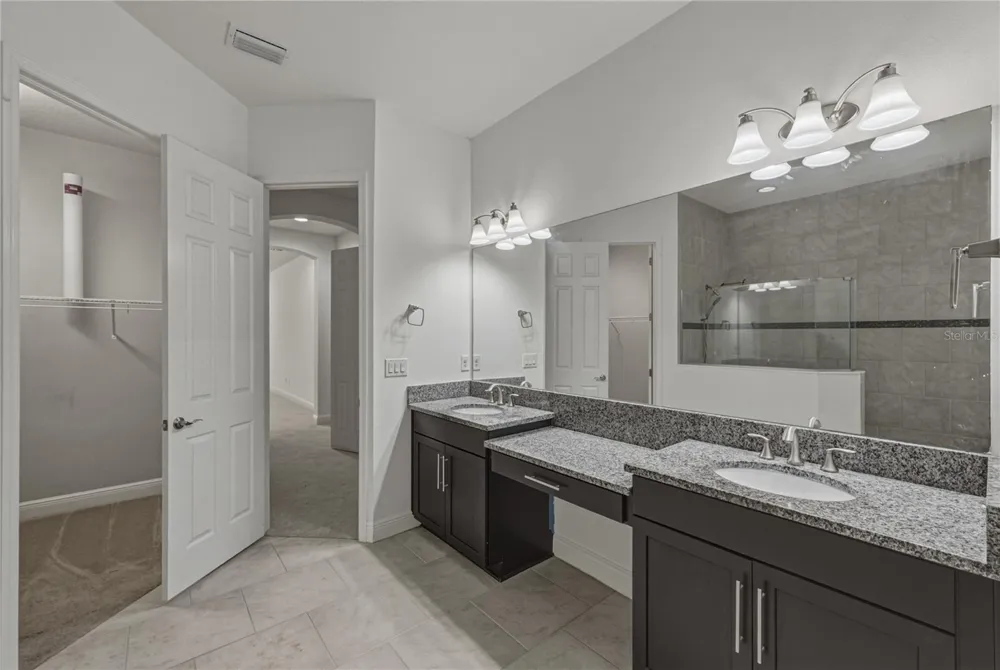 5904 SHELL RIDGE DRIVE Lithia, FL 33547