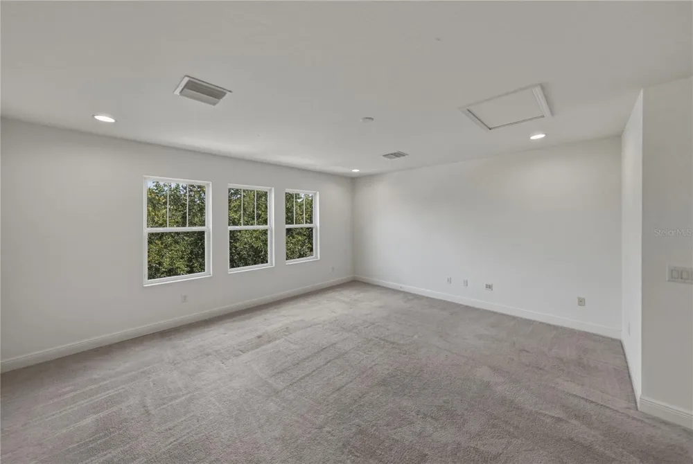 5904 SHELL RIDGE DRIVE Lithia, FL 33547