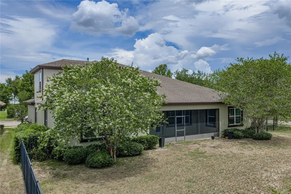 5904 SHELL RIDGE DRIVE Lithia, FL 33547