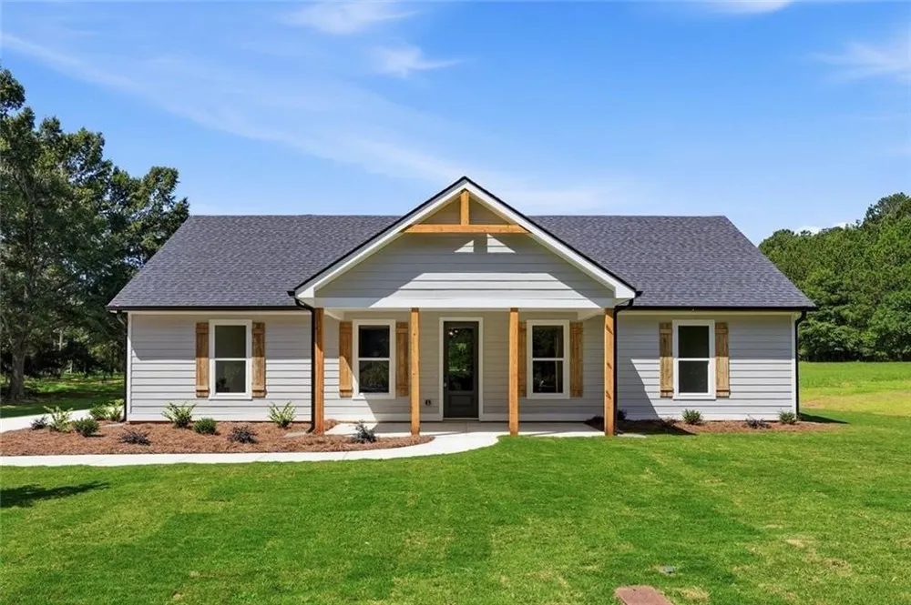 160 Loyd Road Mansfield, GA 30055