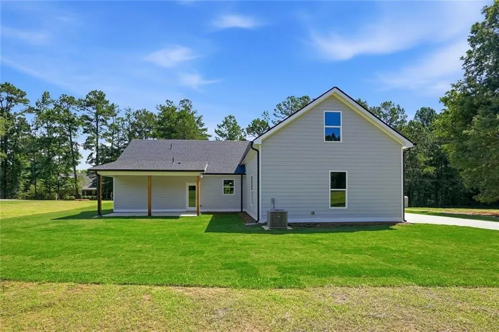 160 Loyd Road Mansfield, GA 30055