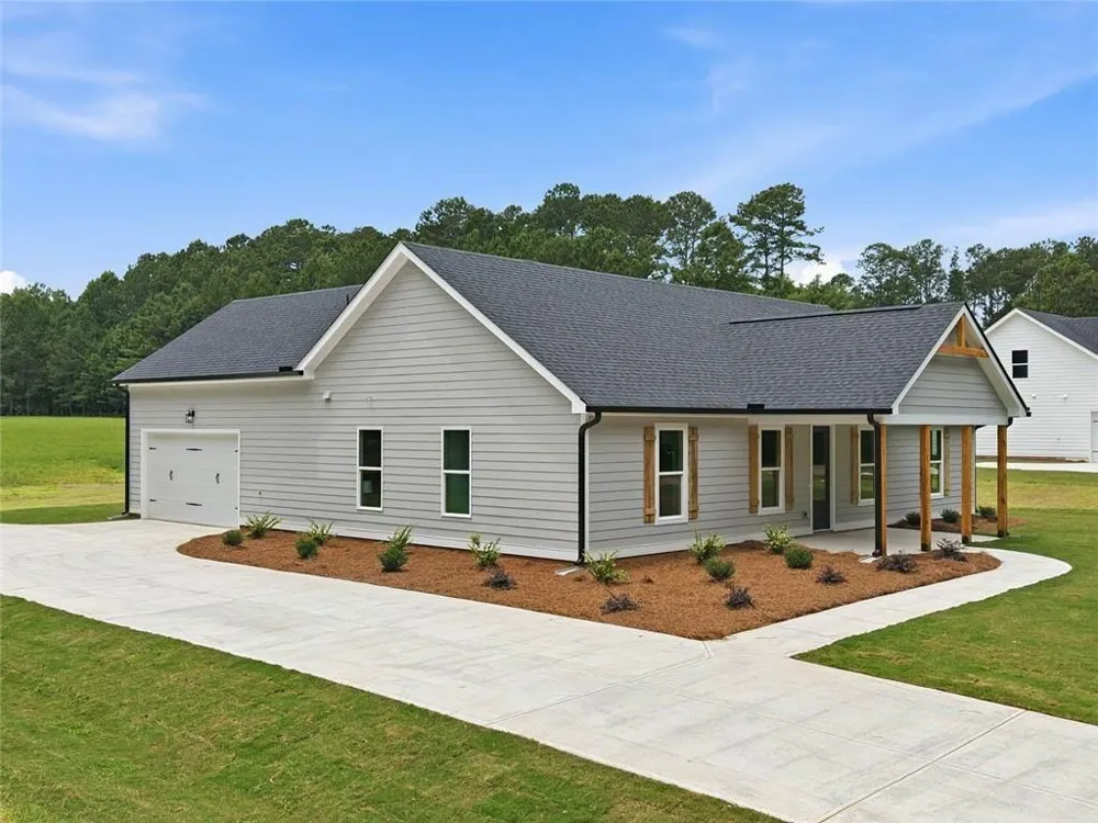 160 Loyd Road Mansfield, GA 30055
