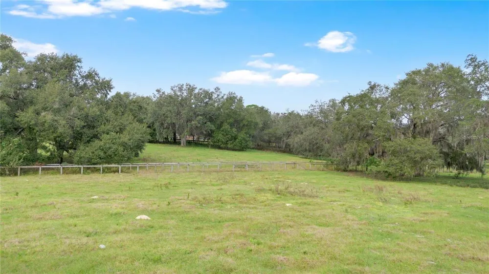MICRO RACETRACK ROAD Fruitland Park, FL 34731