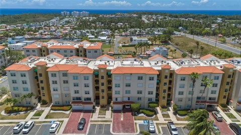 6690 Rd. ROYAL PALM COND. #D-101