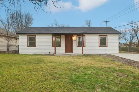 1428 Haney Lane