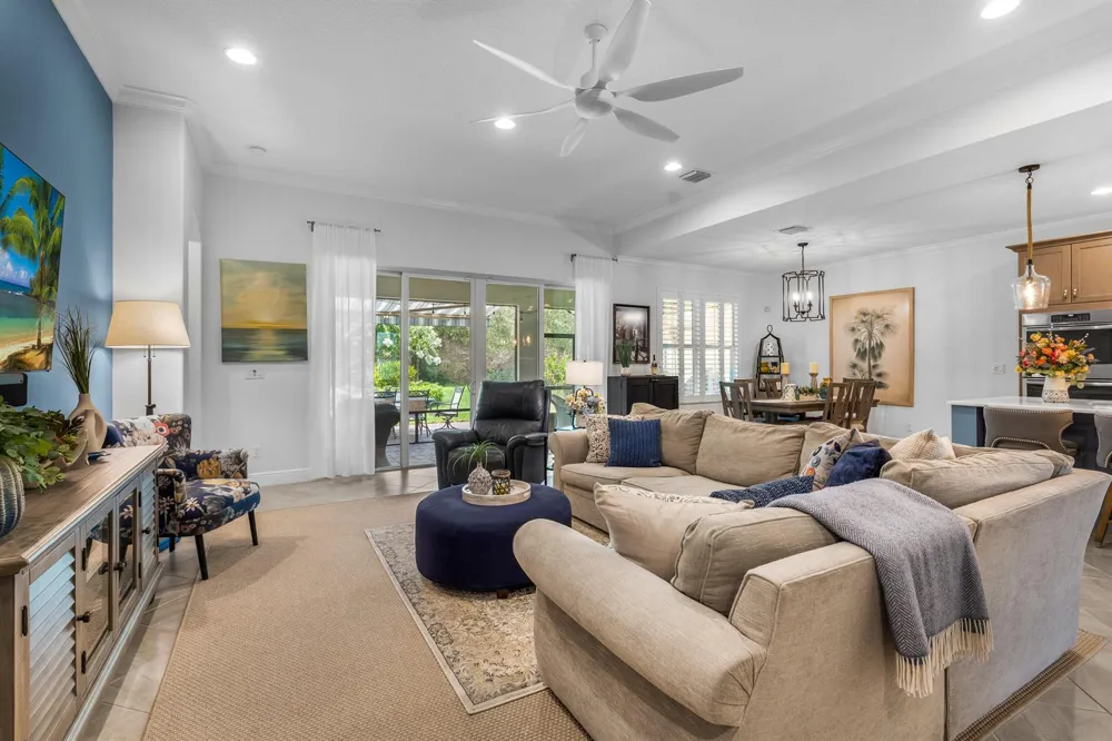 1573 Segovia Circle Vero Beach, FL 32966