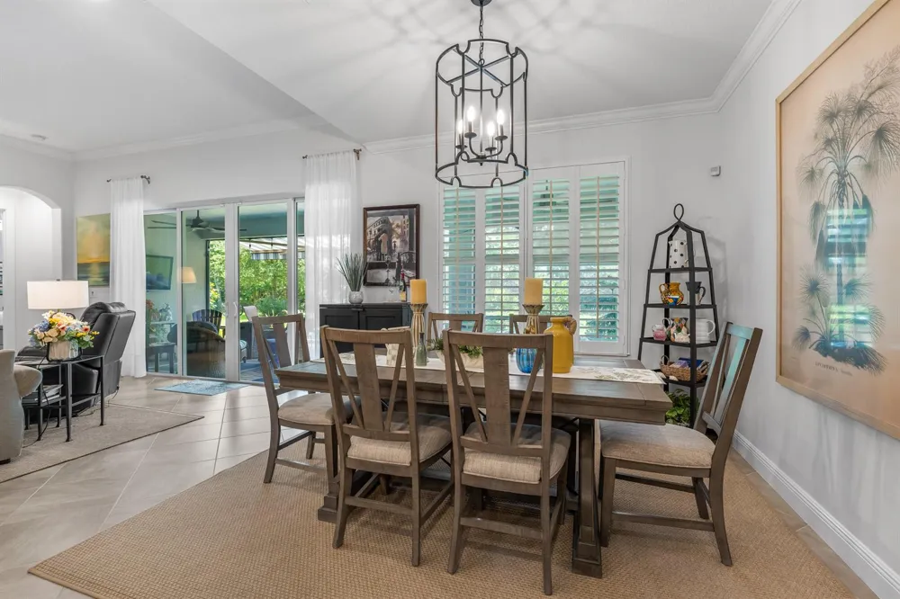 1573 Segovia Circle Vero Beach, FL 32966