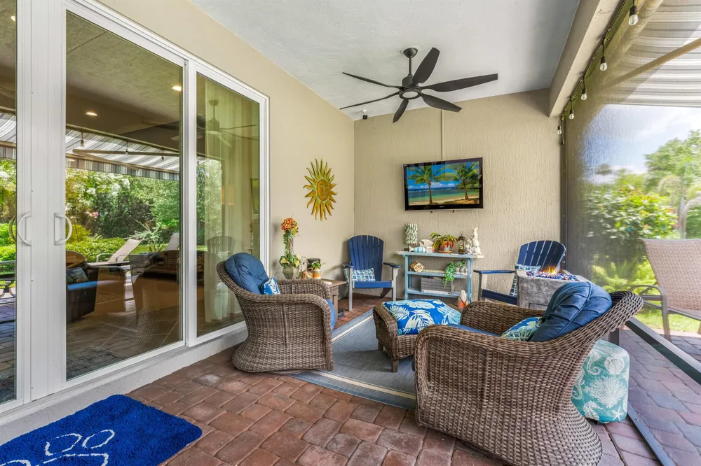 1573 Segovia Circle Vero Beach, FL 32966