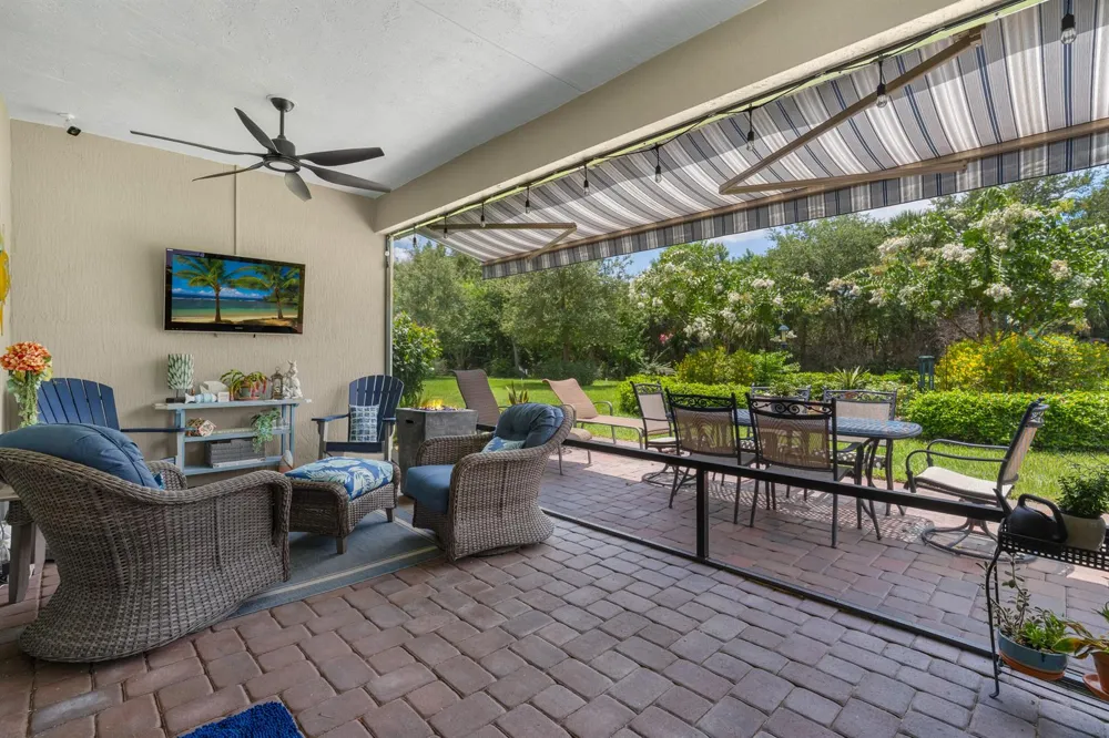 1573 Segovia Circle Vero Beach, FL 32966