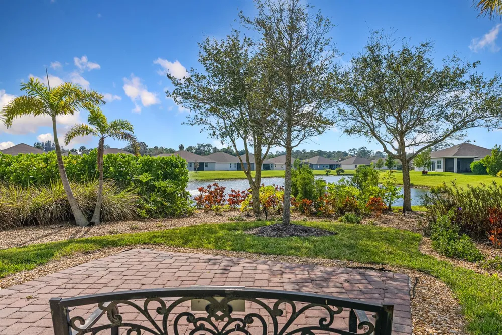 1573 Segovia Circle Vero Beach, FL 32966