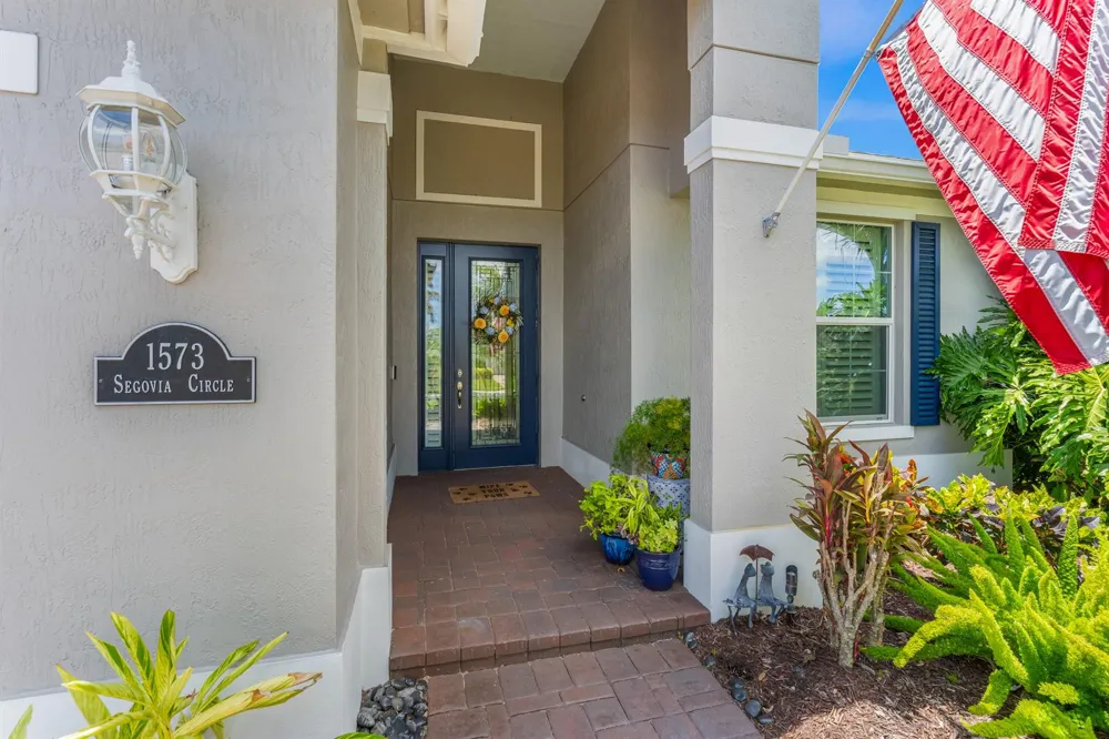 1573 Segovia Circle Vero Beach, FL 32966