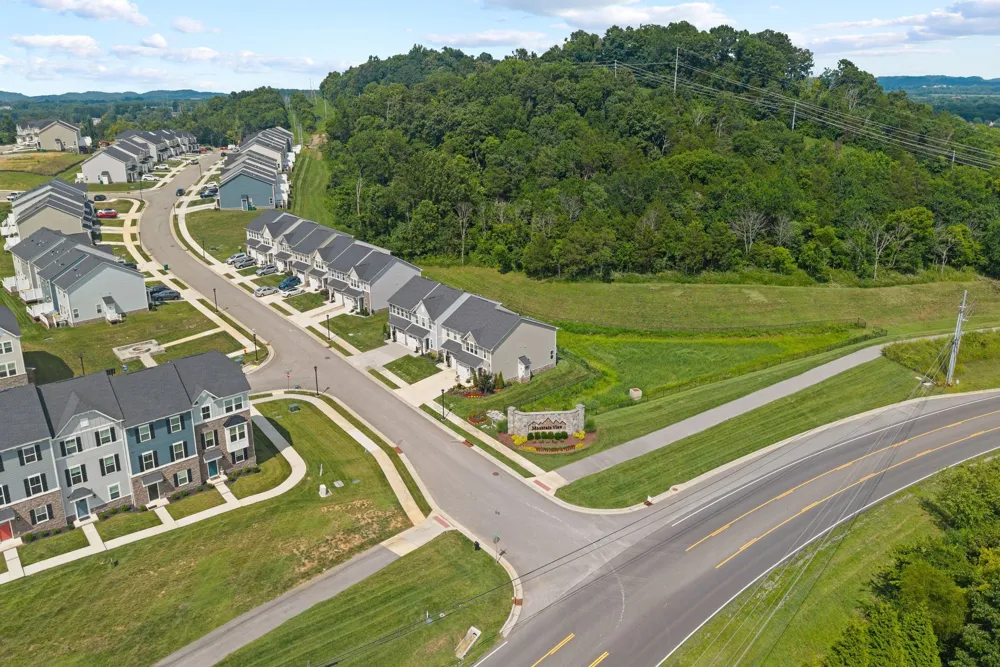 1000 Mountain View Dr Thompsons Station, TN 37179
