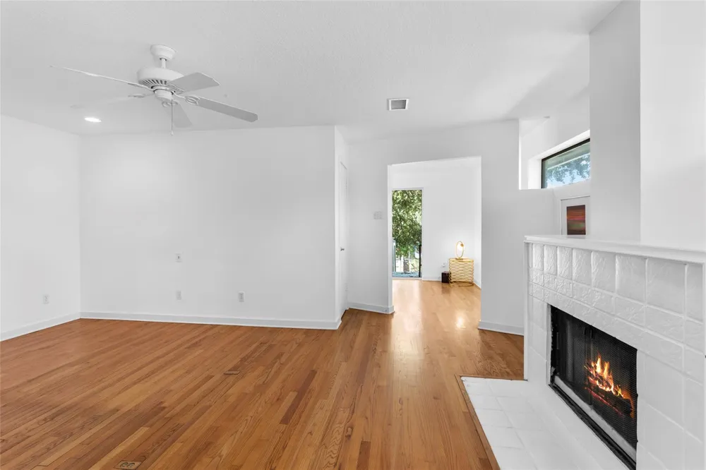 67 Harbor Lane Kemah, TX 77565