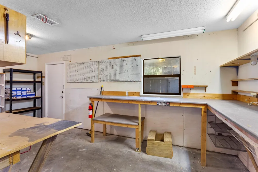 67 Harbor Lane Kemah, TX 77565