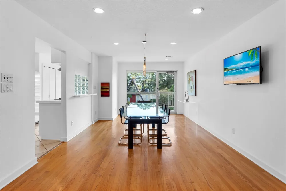 67 Harbor Lane Kemah, TX 77565
