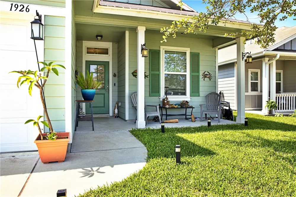 1926 Shellbank Avenue Aransas Pass, TX 78336