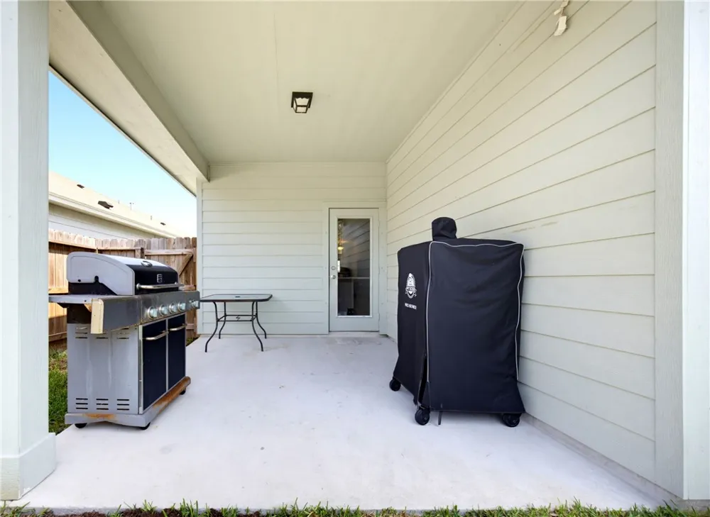 1926 Shellbank Avenue Aransas Pass, TX 78336