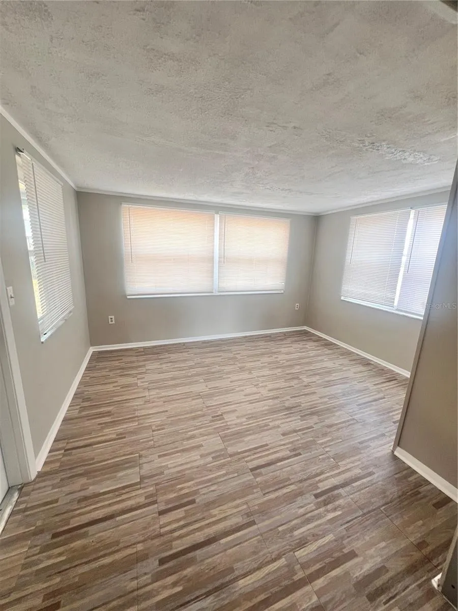 9910 LAKE CHRISE LANE Port Richey, FL 34668