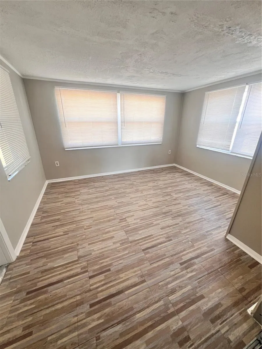 9910 LAKE CHRISE LANE Port Richey, FL 34668