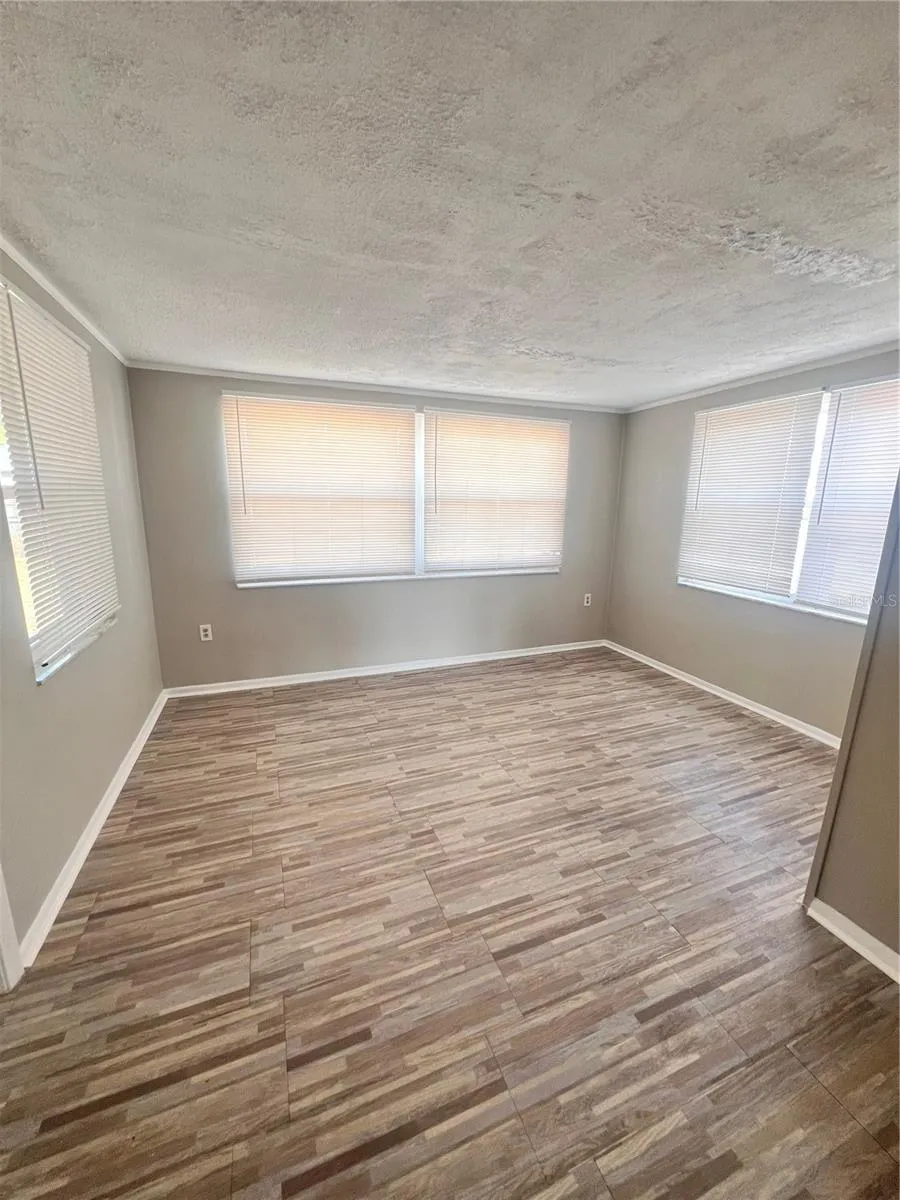 9910 LAKE CHRISE LANE Port Richey, FL 34668