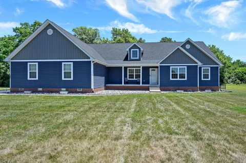657 GOLF LINKS LANE