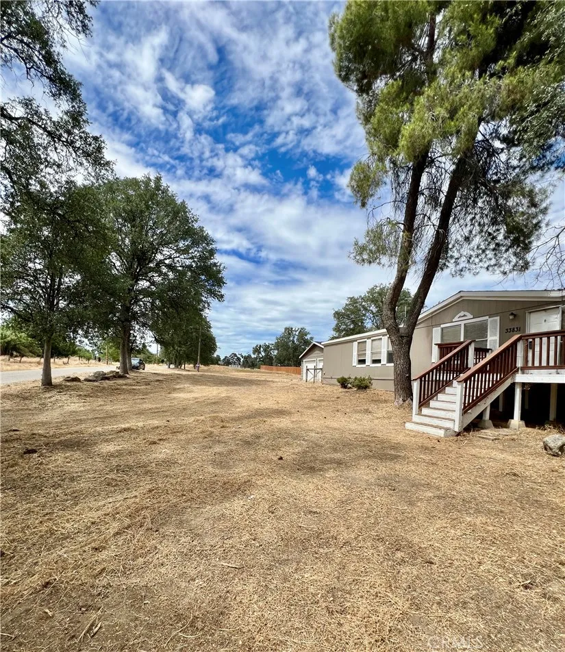 33831 Medford Auberry, CA 93602
