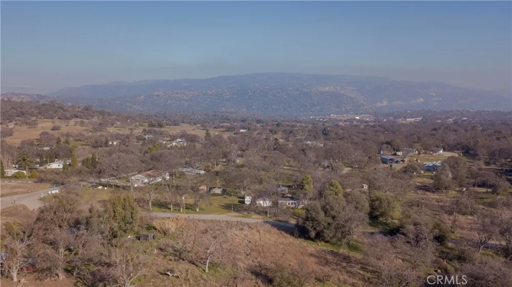 33831 Medford Auberry, CA 93602