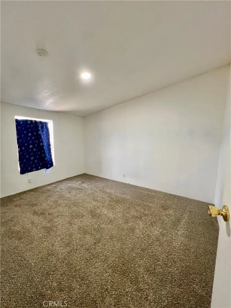 33831 Medford Auberry, CA 93602