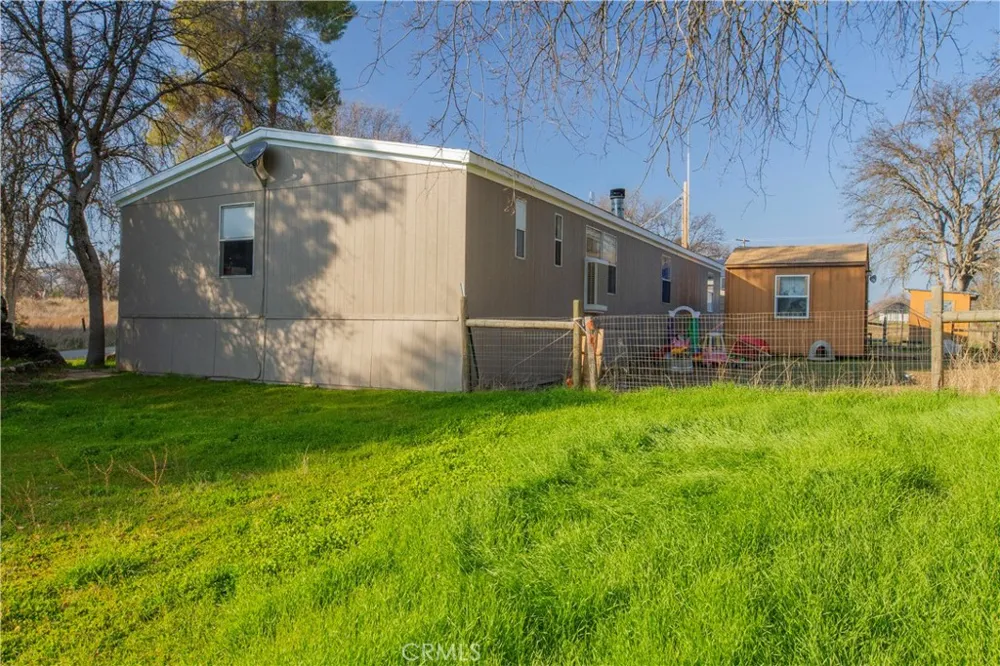 33831 Medford Auberry, CA 93602