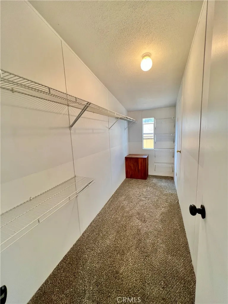 33831 Medford Auberry, CA 93602