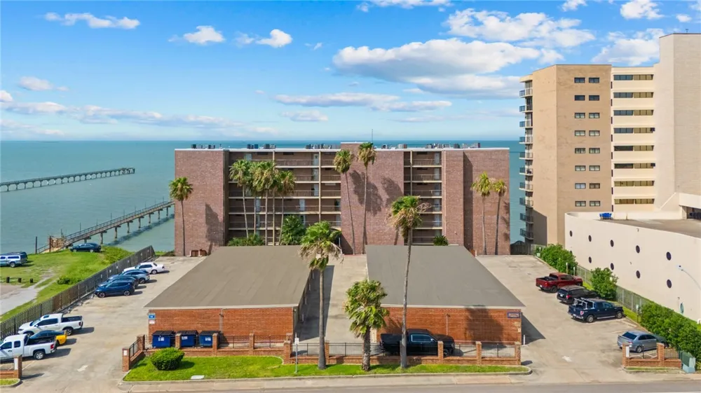 4334 Ocean Drive #704 Corpus Christi, TX 78412