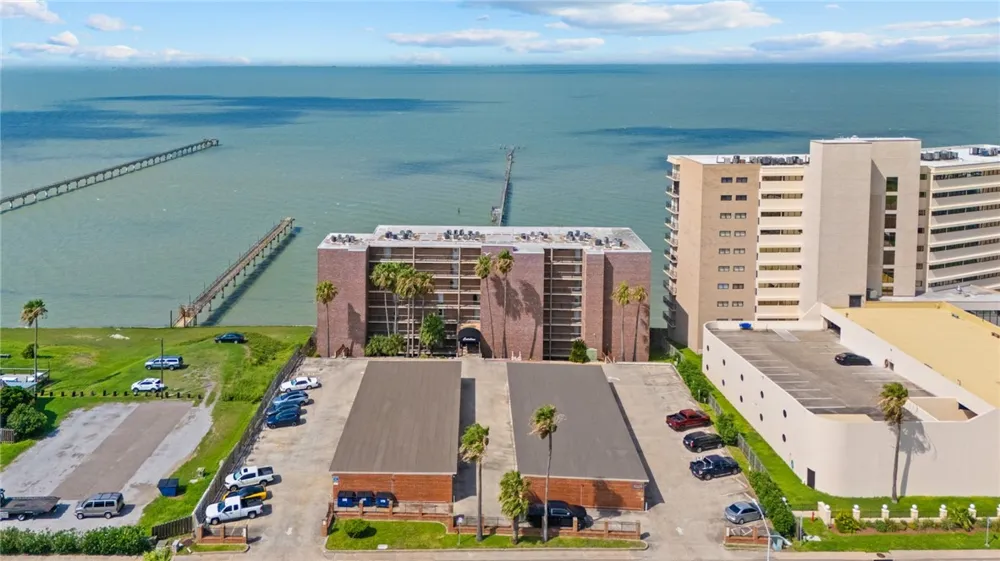 4334 Ocean Drive #704 Corpus Christi, TX 78412