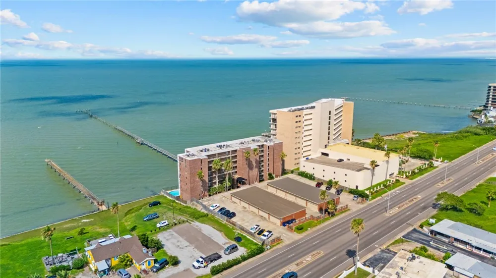 4334 Ocean Drive #704 Corpus Christi, TX 78412
