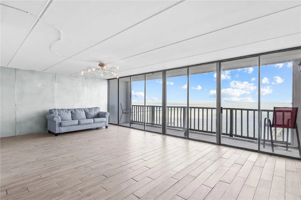 4334 Ocean Drive #704 Corpus Christi, TX 78412