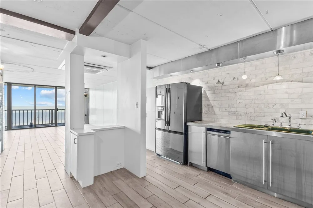 4334 Ocean Drive #704 Corpus Christi, TX 78412