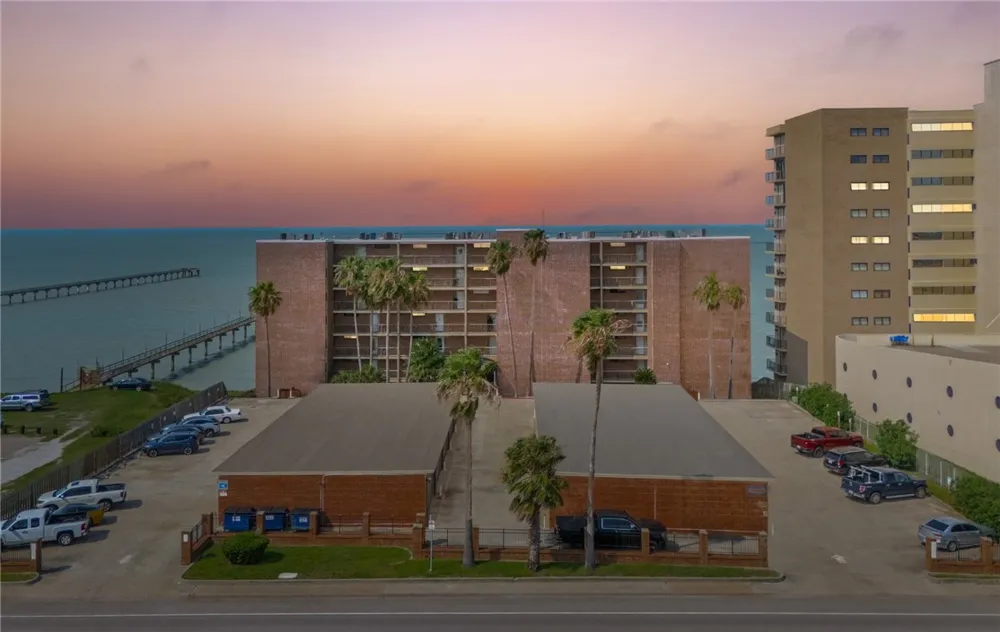 4334 Ocean Drive #704 Corpus Christi, TX 78412
