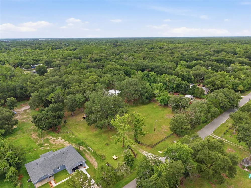 18127 CEDARHURST ROAD Orlando, FL 32820