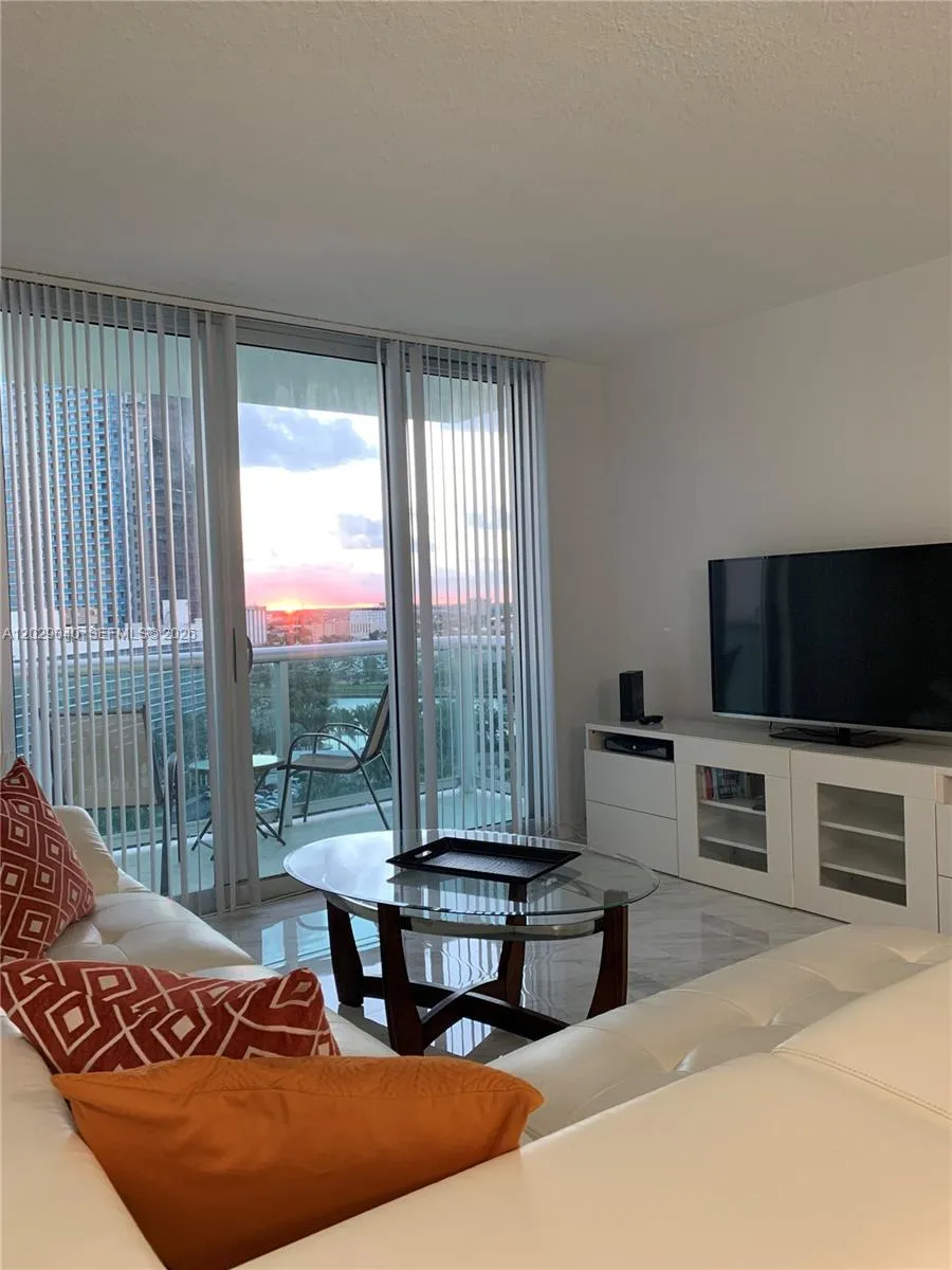 3901 S Ocean Dr #12V Hollywood, FL 33019