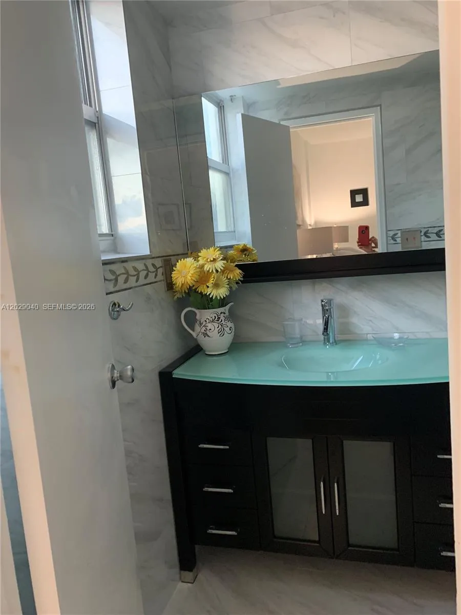 3901 S Ocean Dr #12V Hollywood, FL 33019
