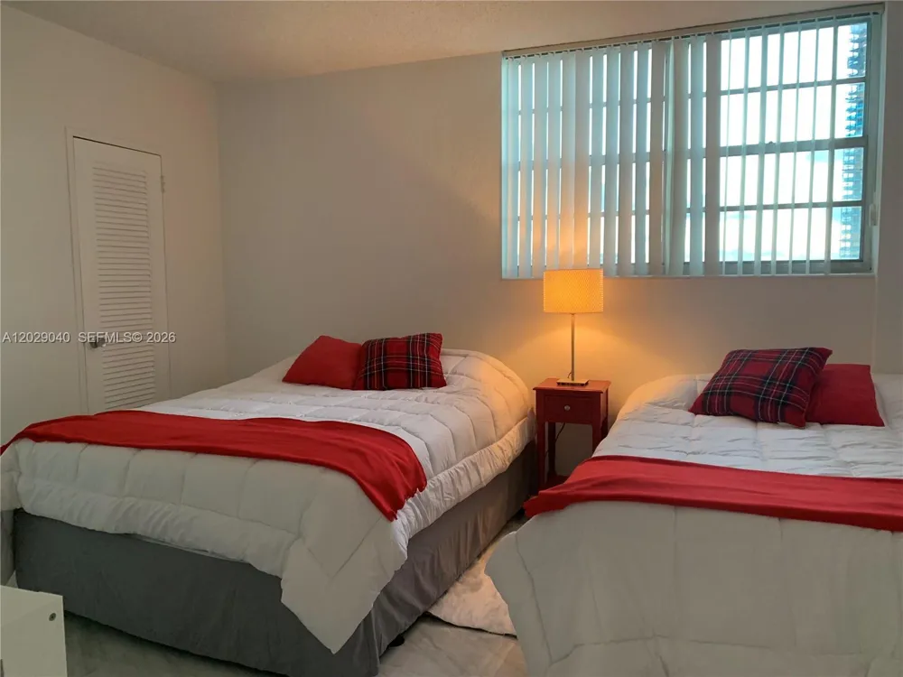 3901 S Ocean Dr #12V Hollywood, FL 33019