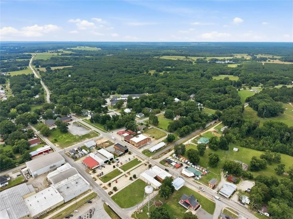 200 Loyd Road Mansfield, GA 30055