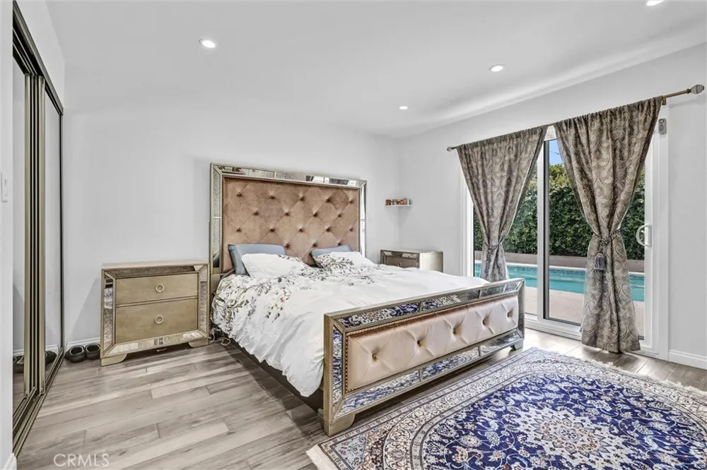 3078 Trinity Costa Mesa, CA 92626