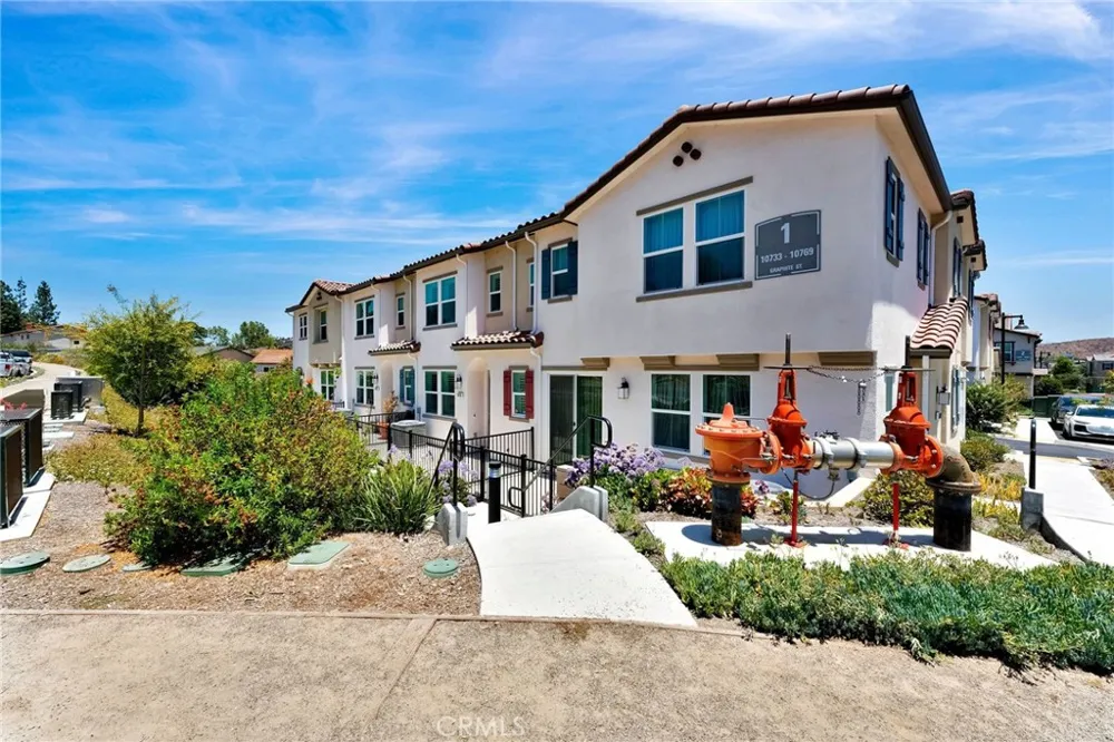 10765 Graphite St Spring Valley, CA 91977