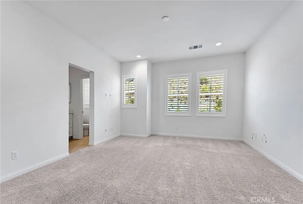10765 Graphite St Spring Valley, CA 91977